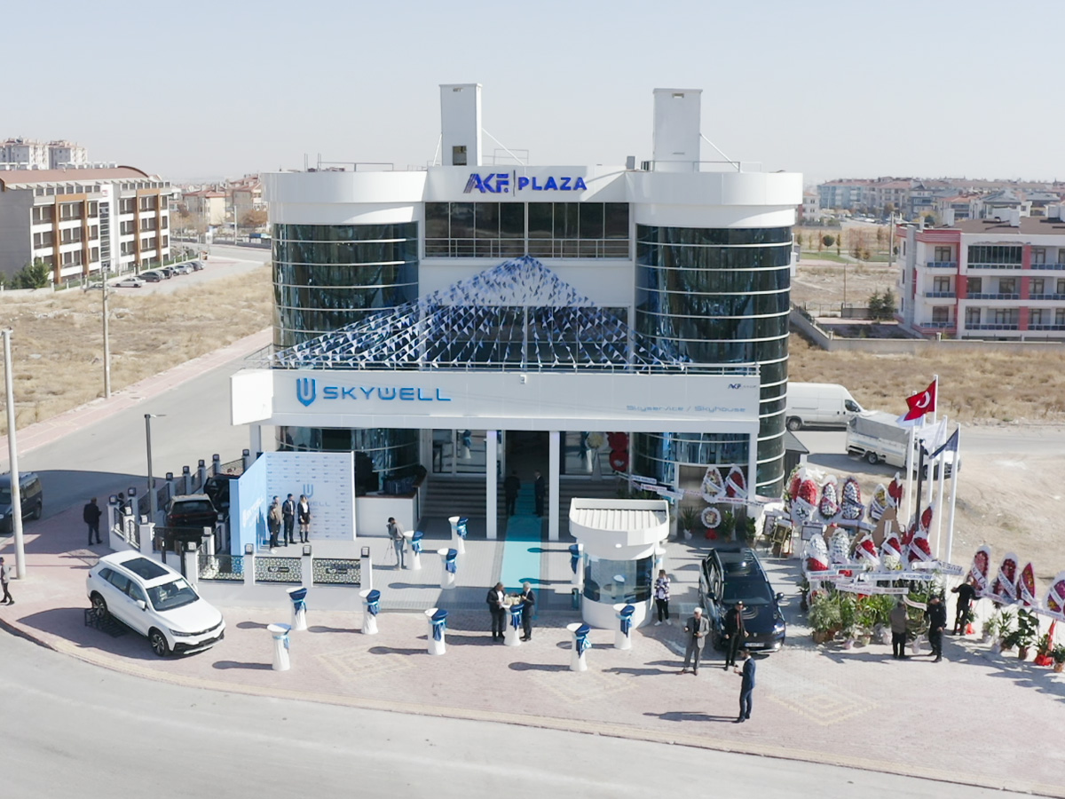 AKF Auto showroom deneyimi